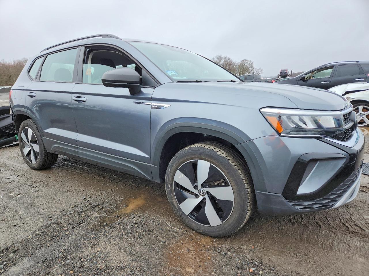 2024 VOLKSWAGEN TAOS S photo 7