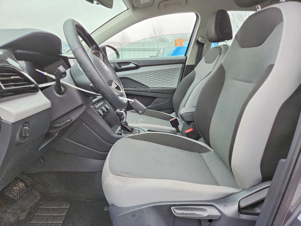 2024 VOLKSWAGEN TAOS S photo 13