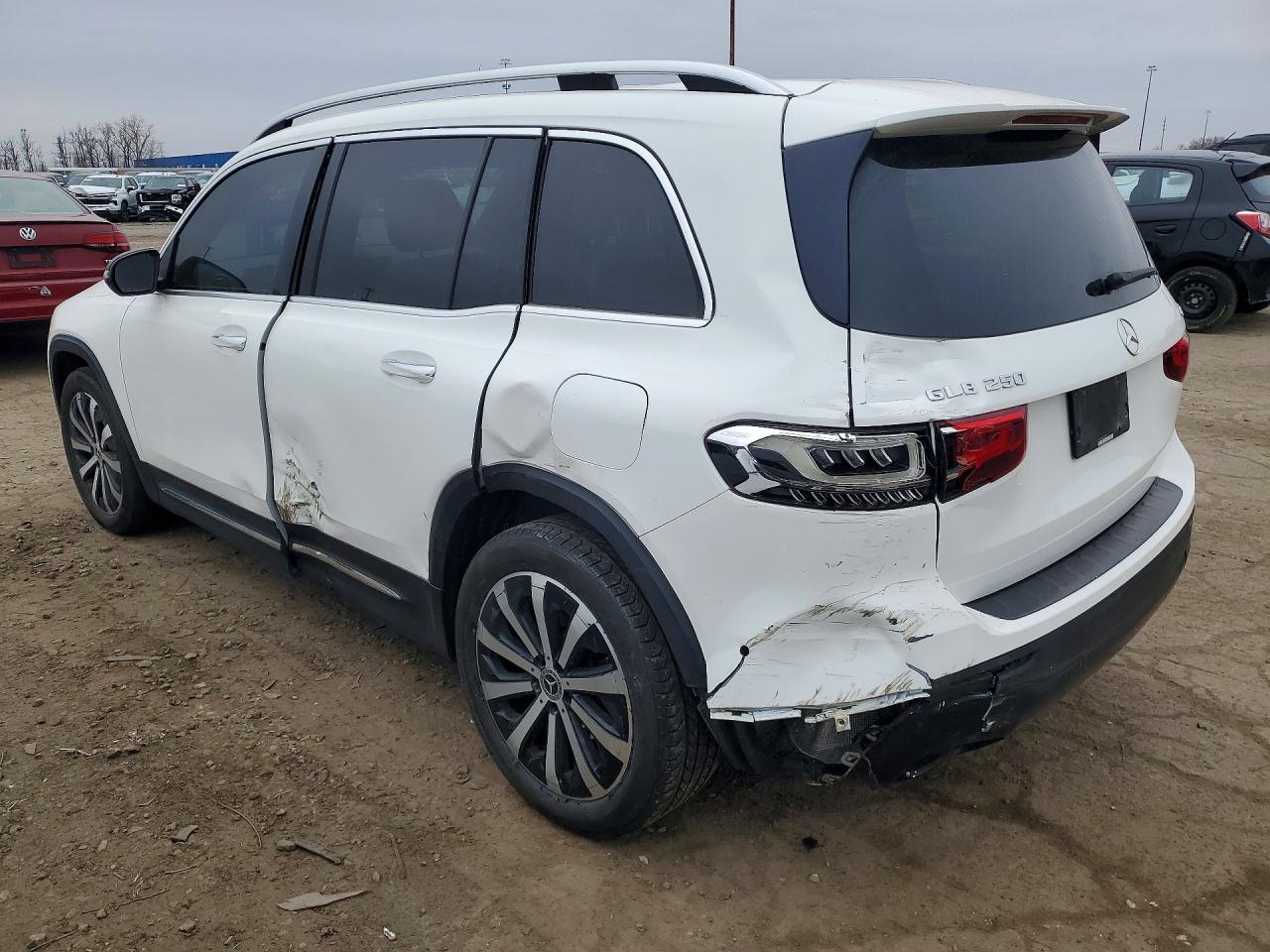 2020 MERCEDES-BENZ GLB 250 4MATIC photo 2