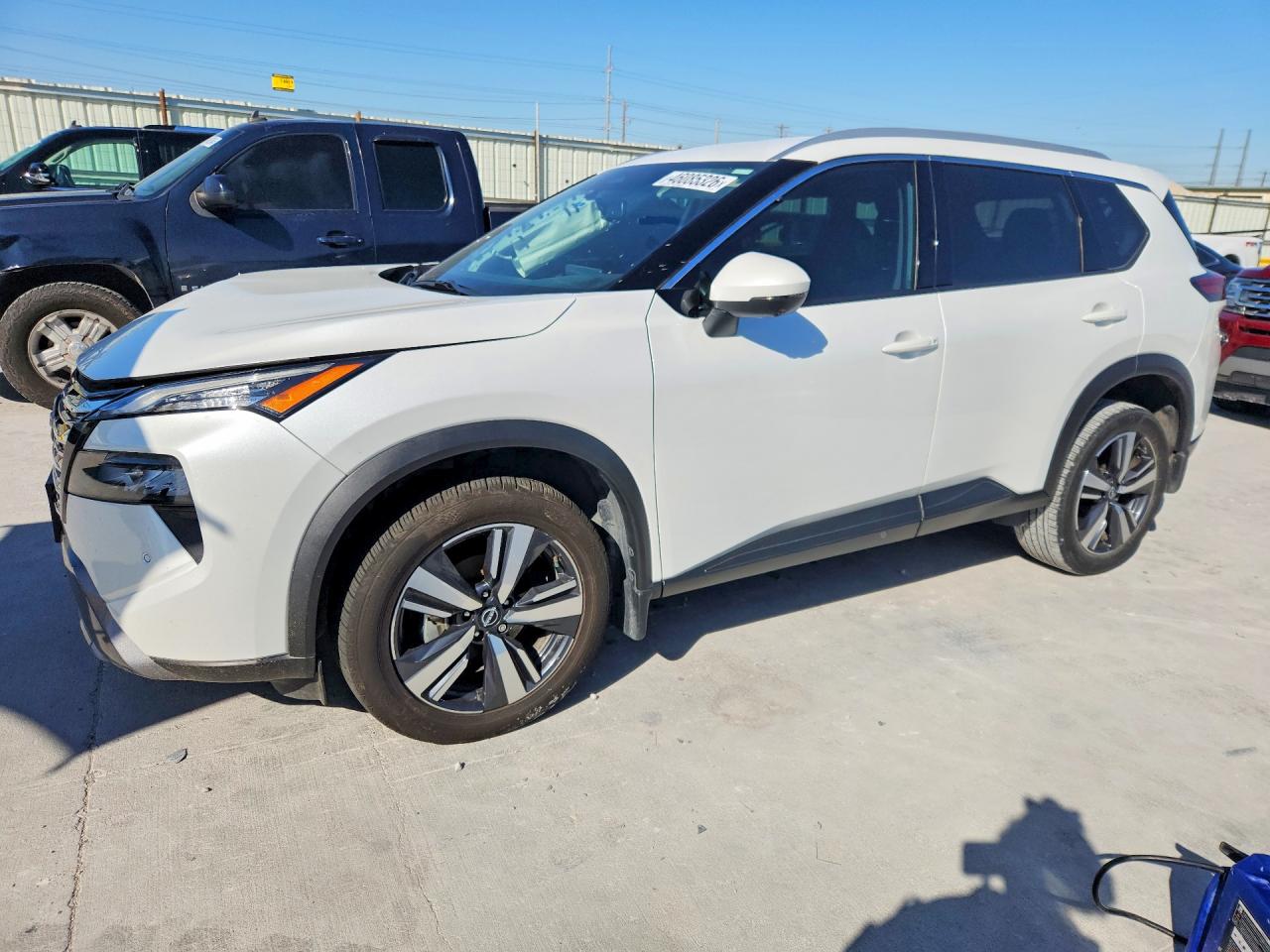 2024 NISSAN ROGUE