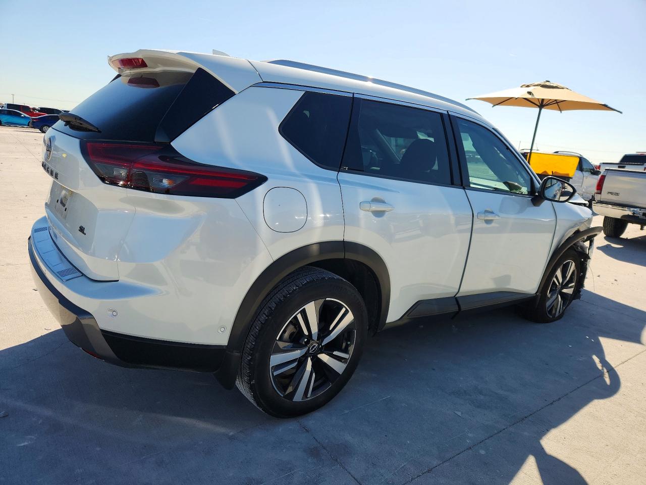 2024 NISSAN ROGUE SL photo 5