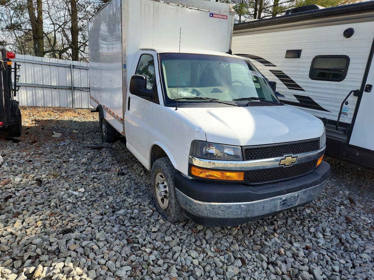 2021 CHEVROLET EXPRESS G3500 BOX TRUCK photo 10