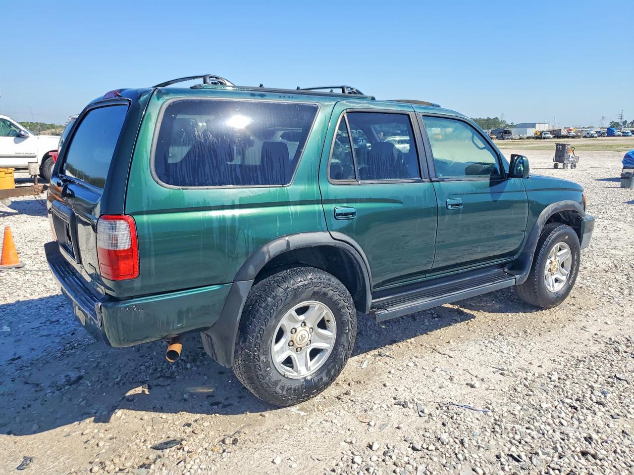 1999 TOYOTA 4RUNNER SR5 photo 5