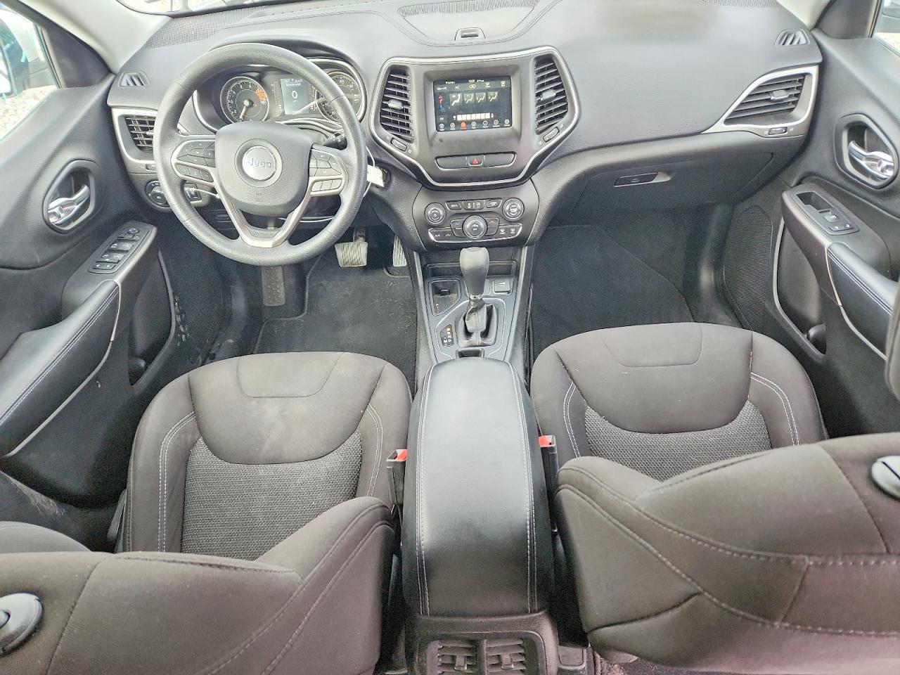 2019 JEEP CHEROKEE LATITUDE photo 8