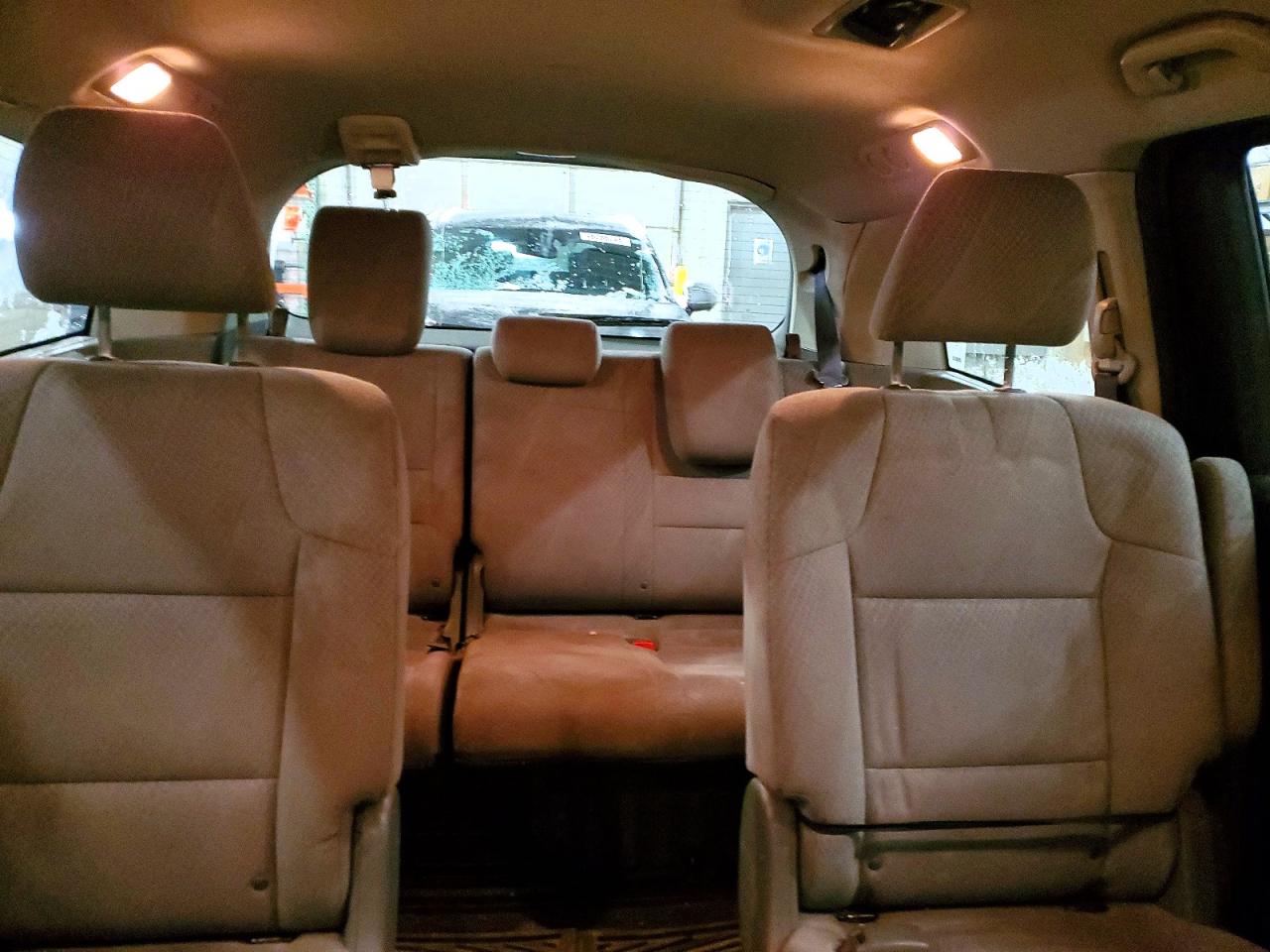 2016 HONDA ODYSSEY SE photo 10