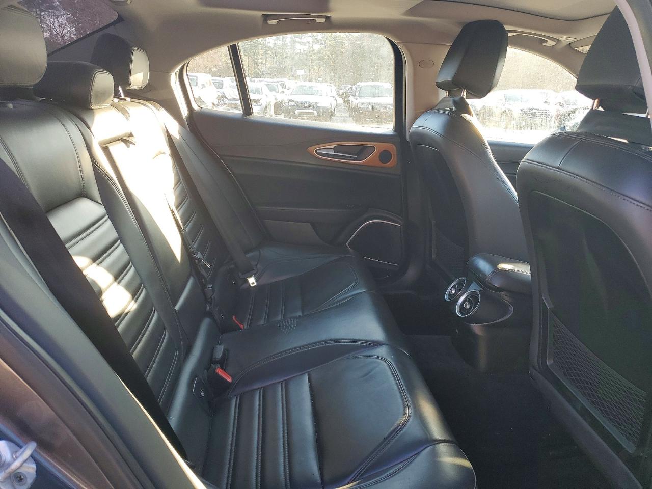 2017 ALFA ROMEO GIULIA TI Q4 photo 19