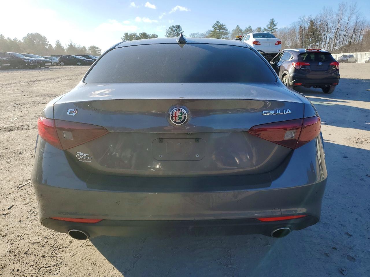 2017 ALFA ROMEO GIULIA TI Q4 photo 11