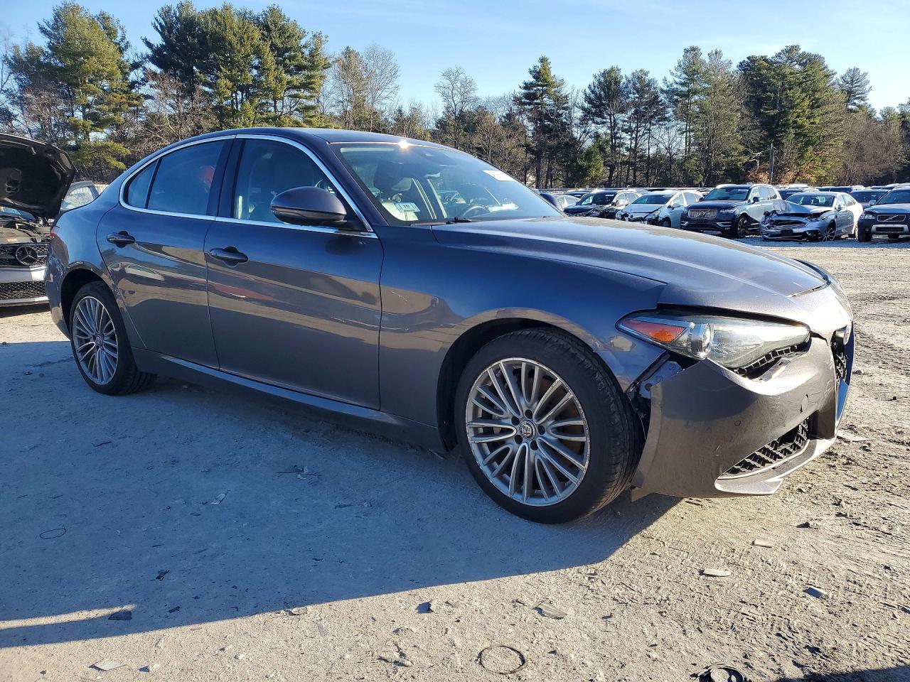 2017 ALFA ROMEO GIULIA TI Q4 photo 7