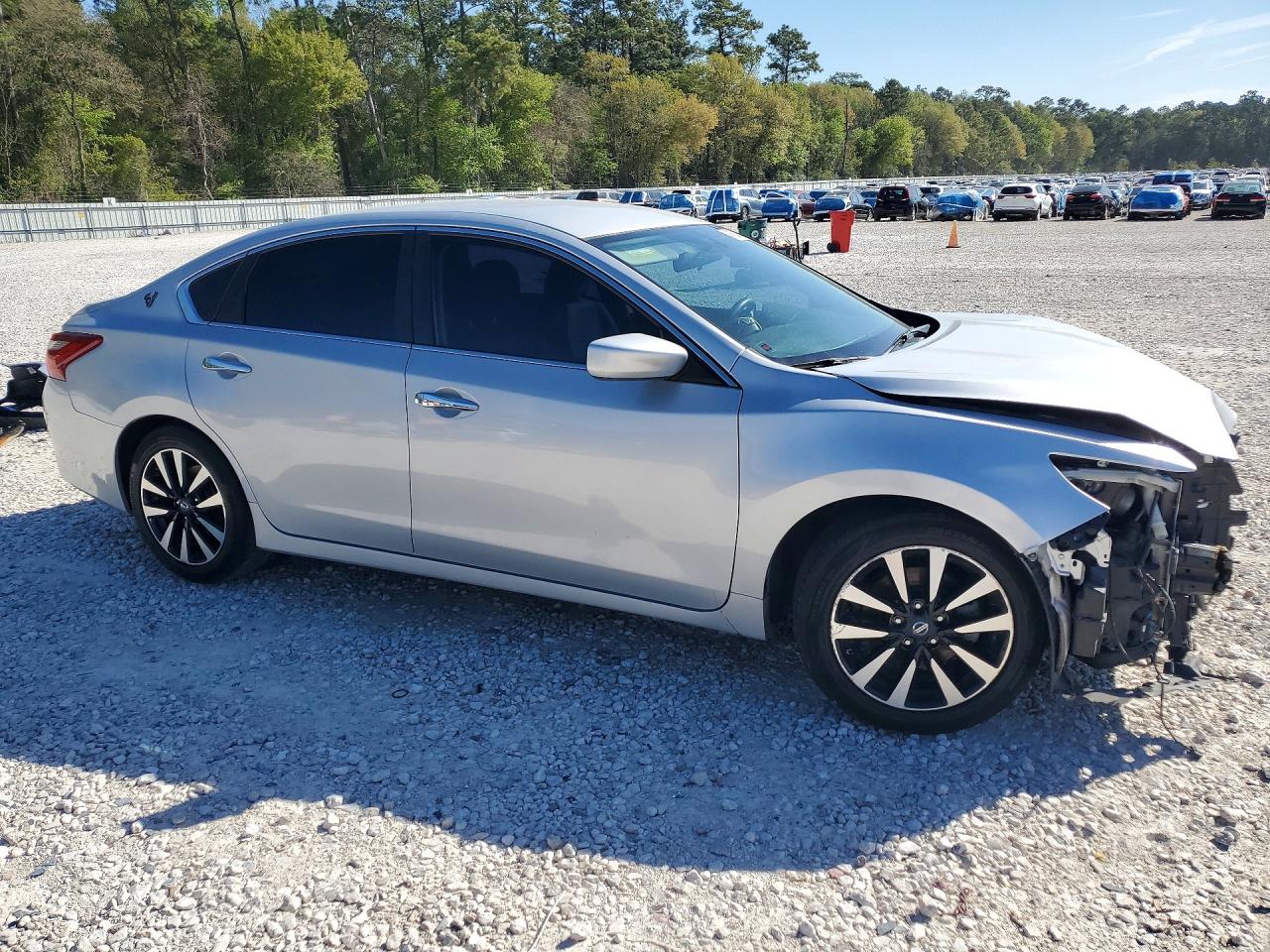 2018 NISSAN ALTIMA 2.5 SV photo 10