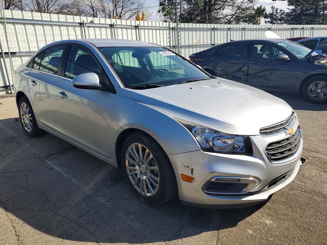2016 CHEVROLET CRUZE LIMITED ECO photo 7