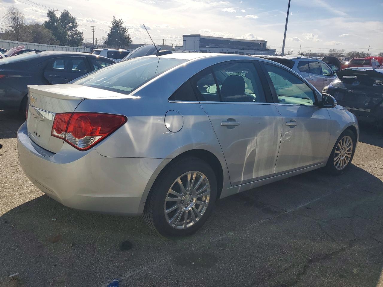2016 CHEVROLET CRUZE LIMITED ECO photo 5