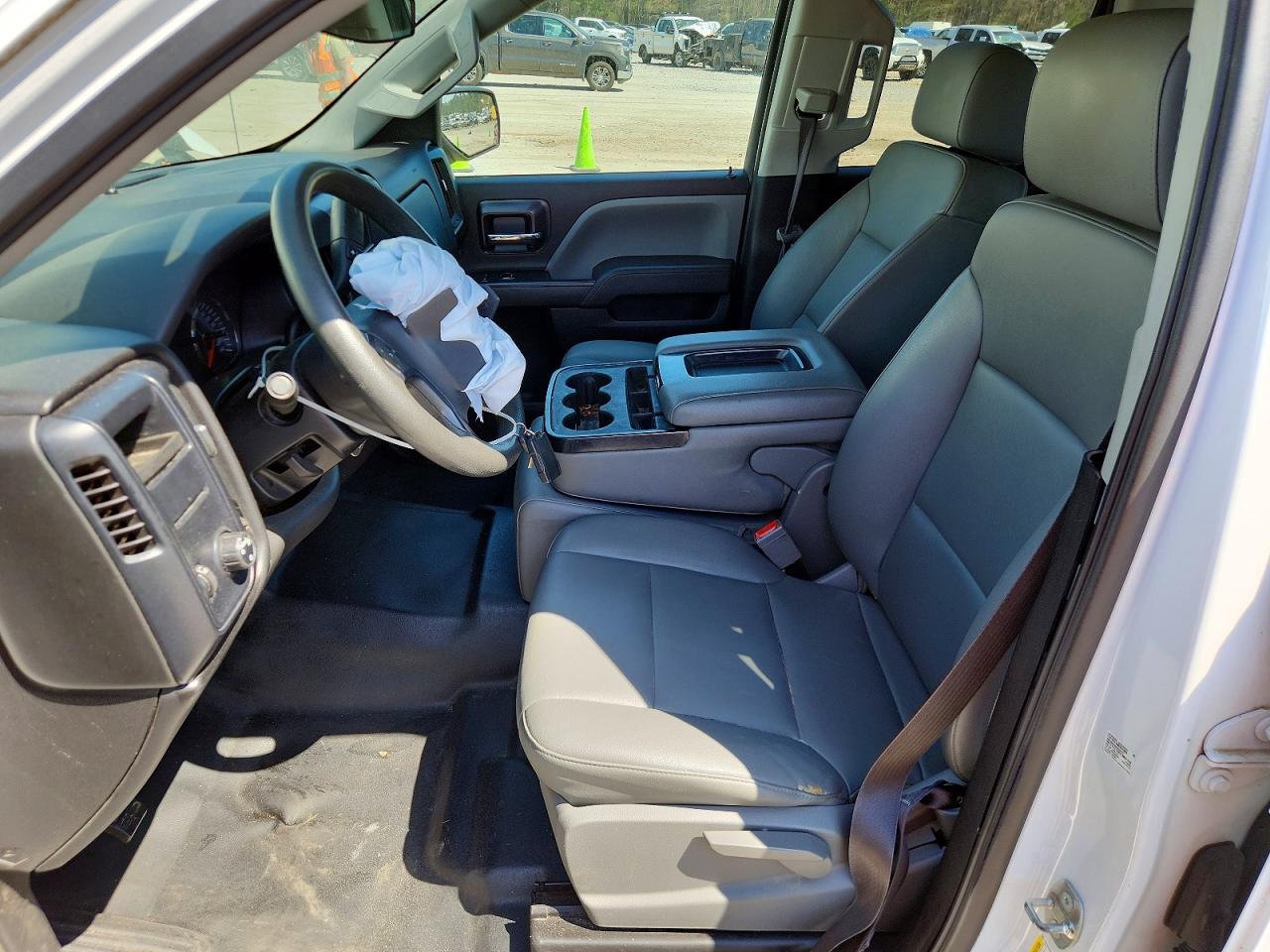 2017 CHEVROLET SILVERADO C1500 photo 7