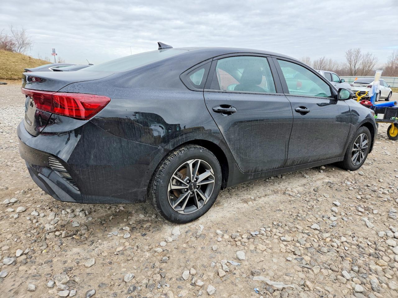 2023 KIA FORTE LXS photo 7
