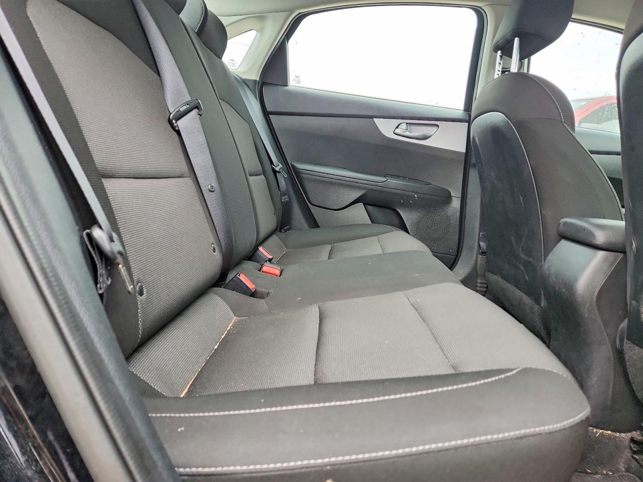 2023 KIA FORTE LXS photo 28