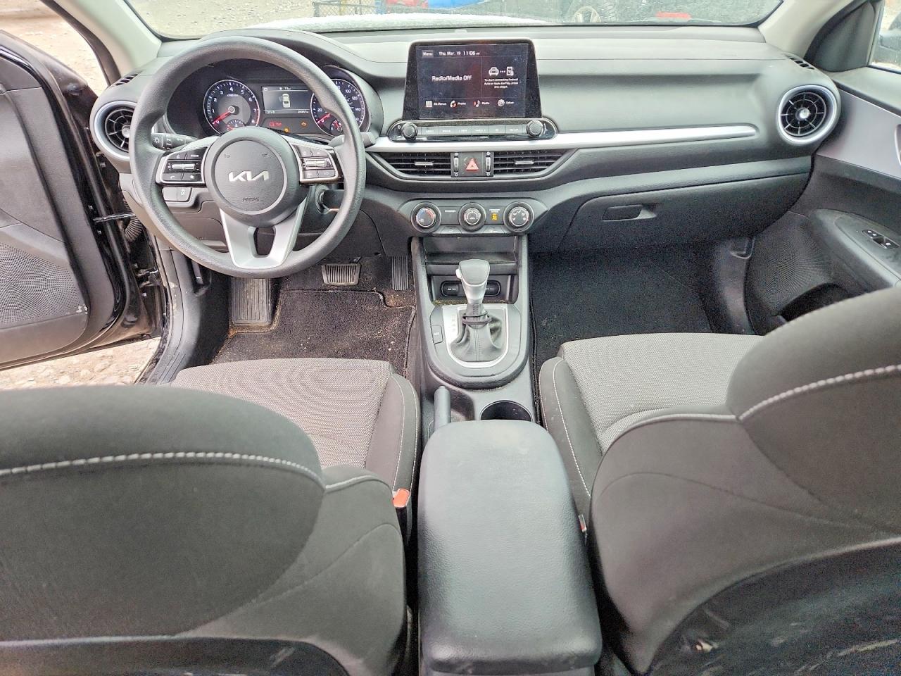 2023 KIA FORTE LXS photo 22