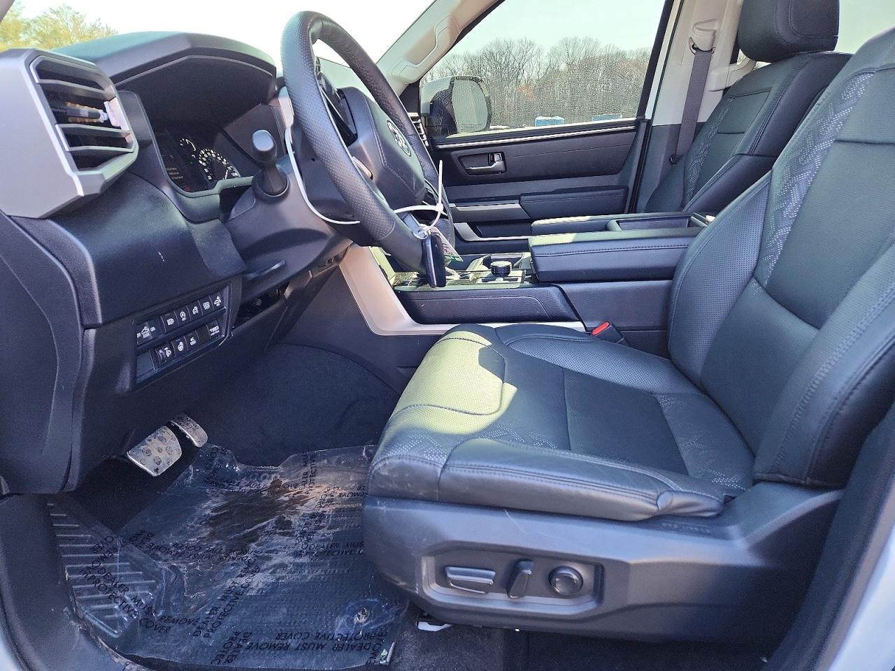 2024 TOYOTA TUNDRA SR5 photo 19