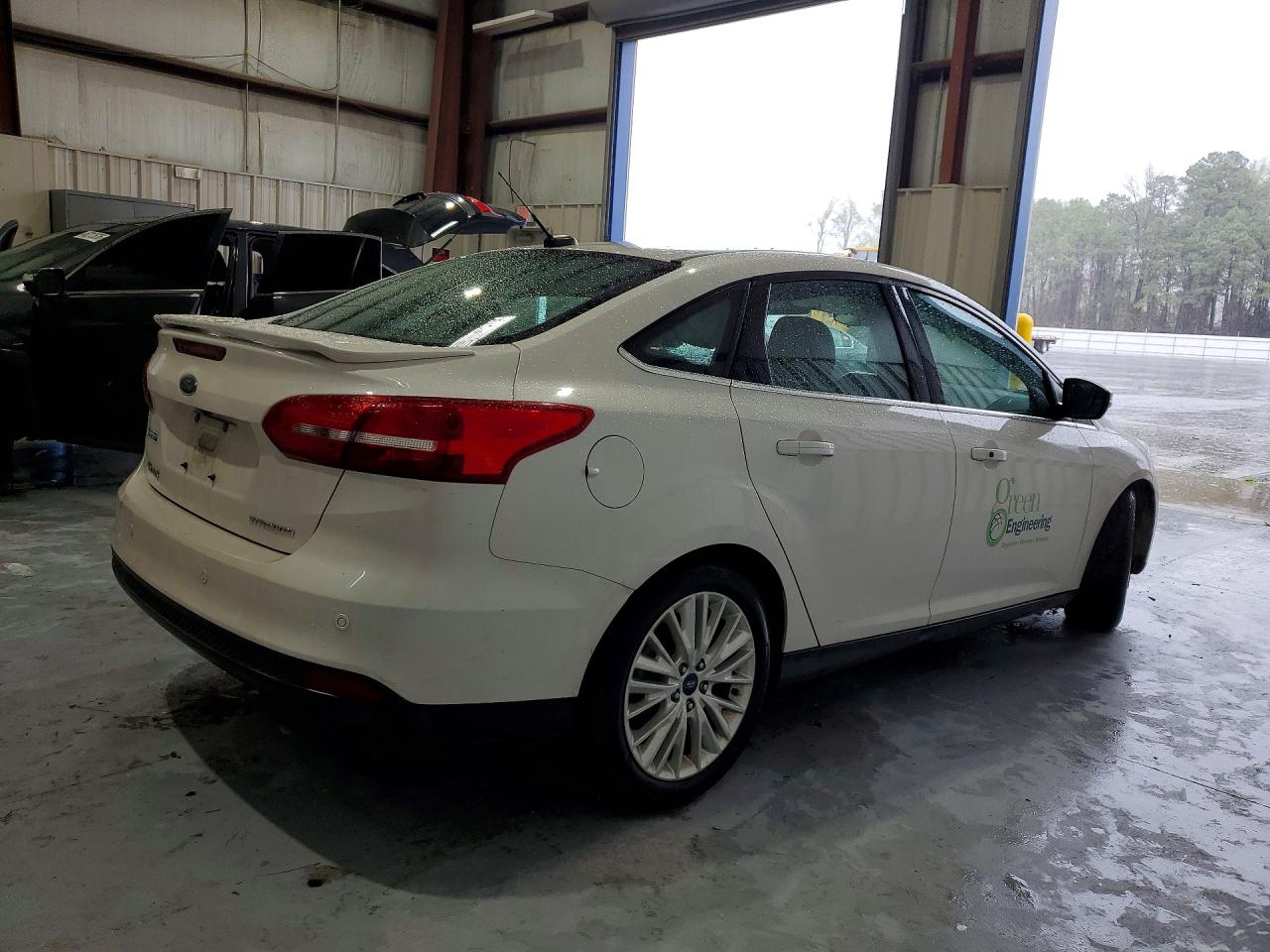 2018 FORD FOCUS TITANIUM photo 5