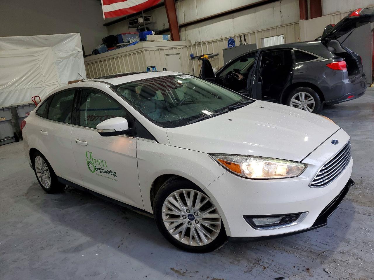 2018 FORD FOCUS TITANIUM photo 7