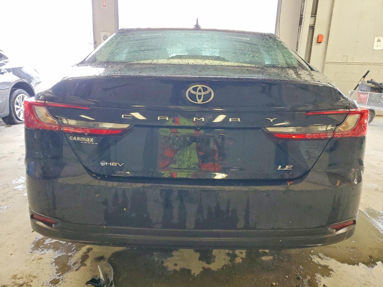 2025 TOYOTA CAMRY LE photo 11