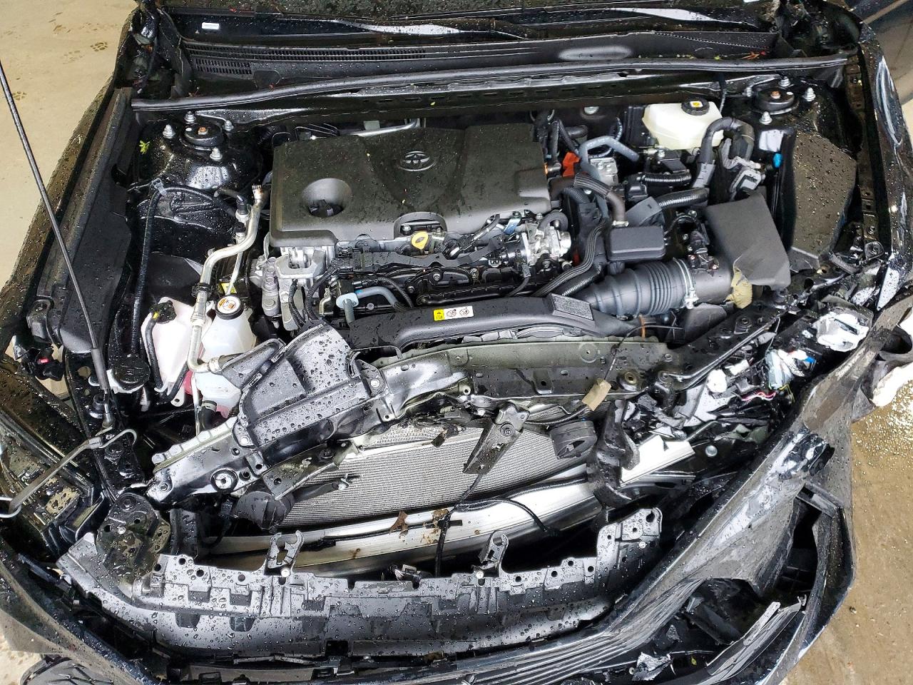 2025 TOYOTA CAMRY LE photo 21