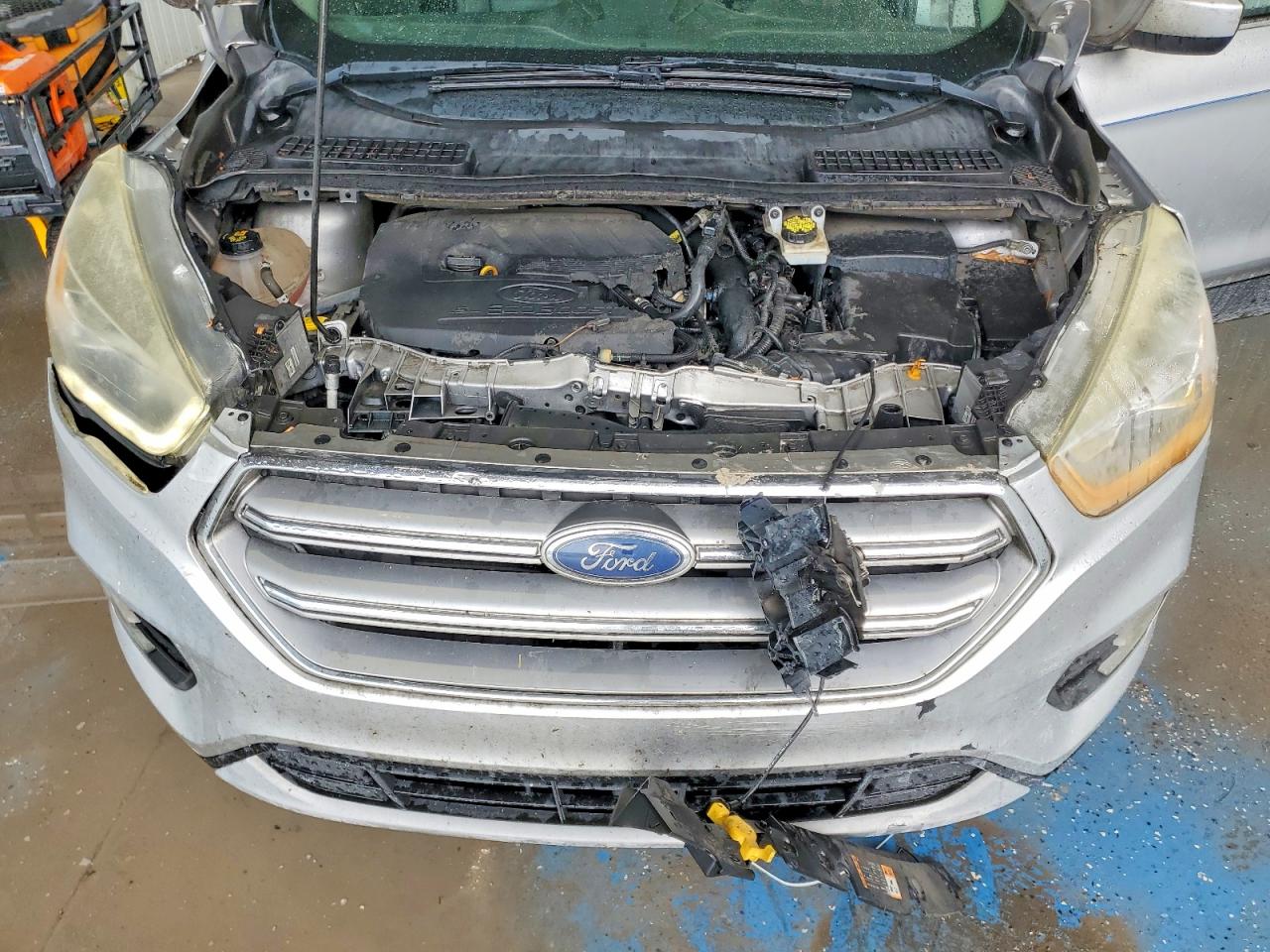 2018 FORD ESCAPE SEL photo 12