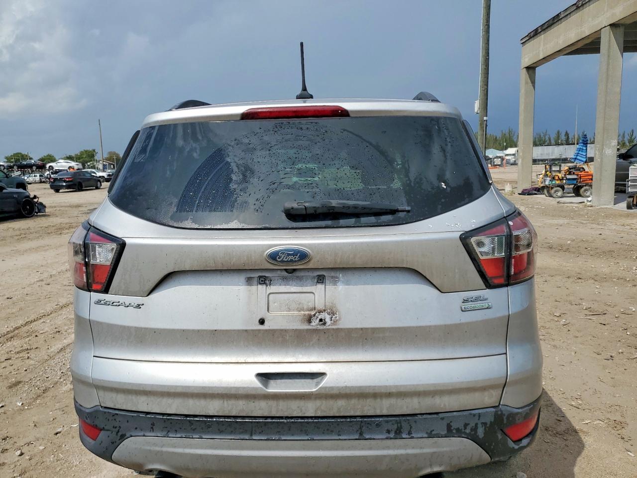 2018 FORD ESCAPE SEL photo 6