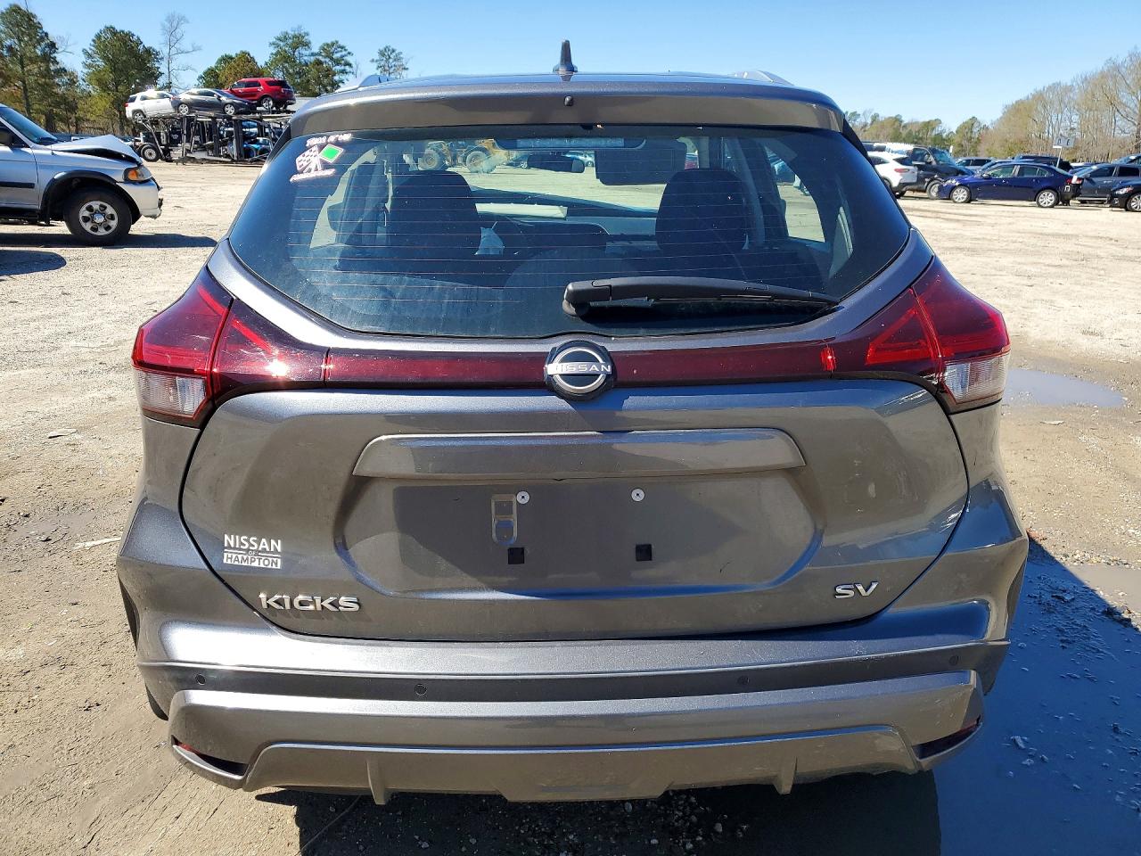 2022 NISSAN KICKS SV photo 11