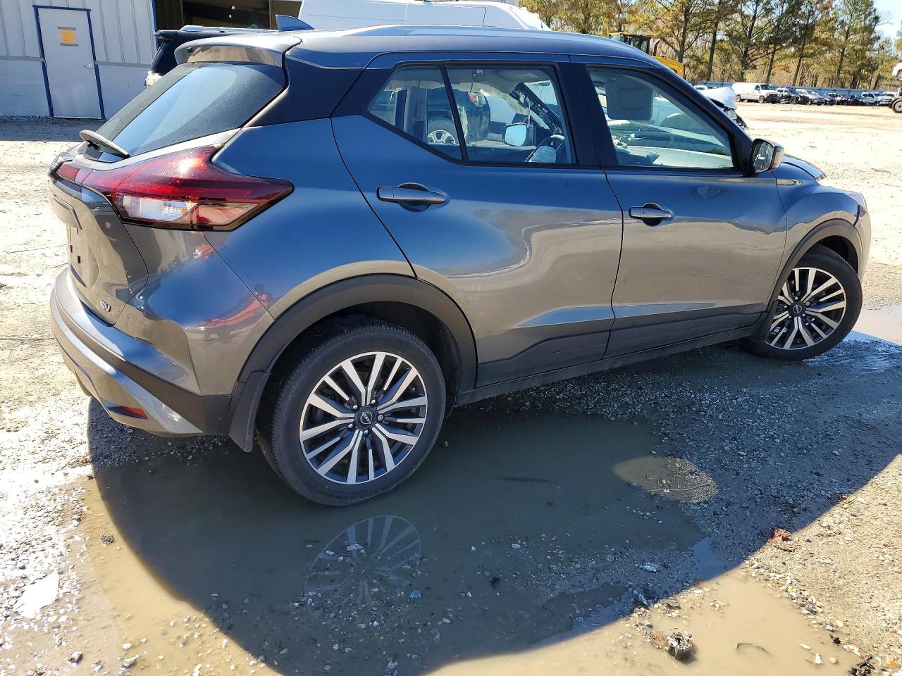 2022 NISSAN KICKS SV photo 5