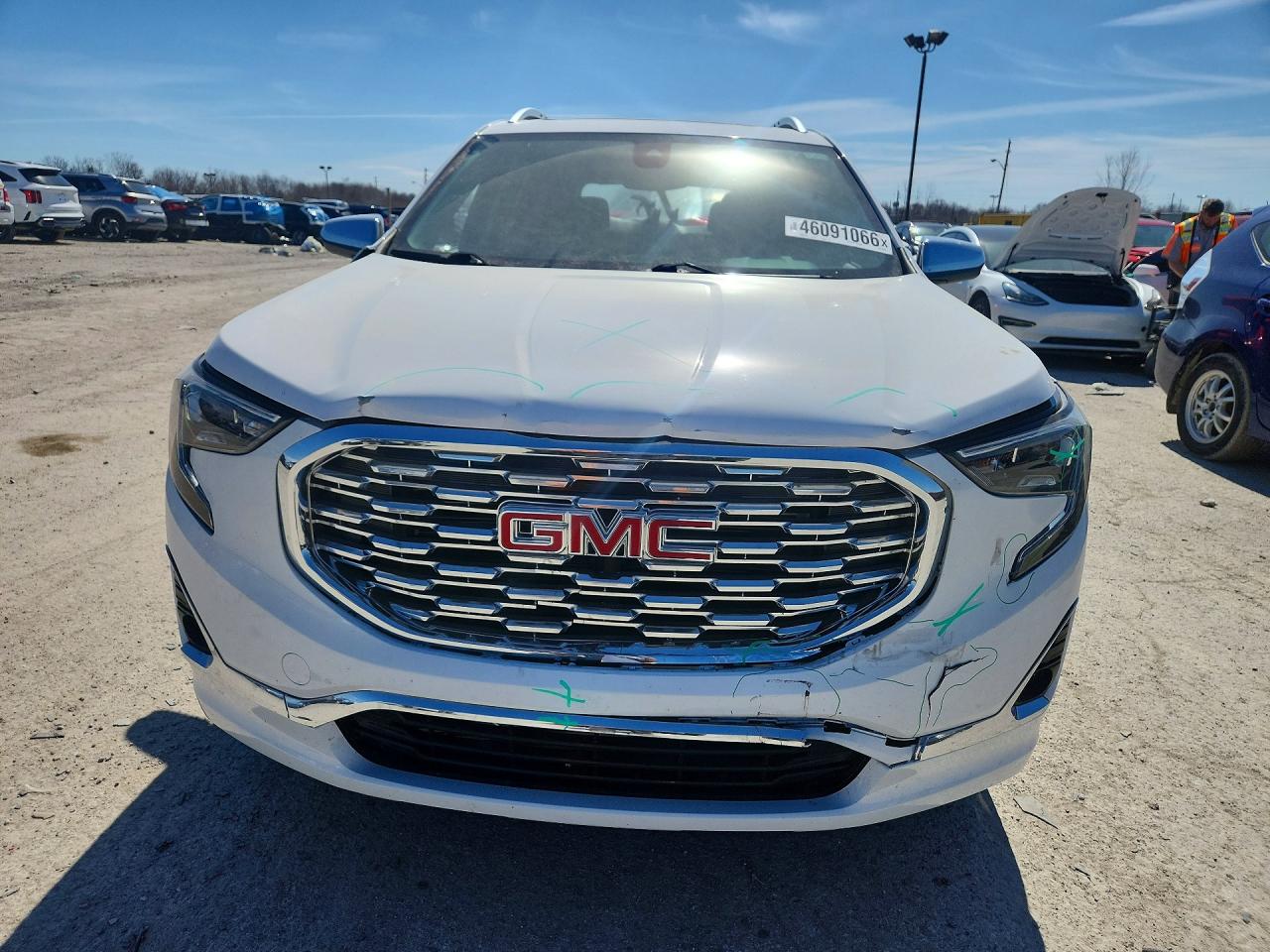 2019 GMC TERRAIN DENALI photo 9