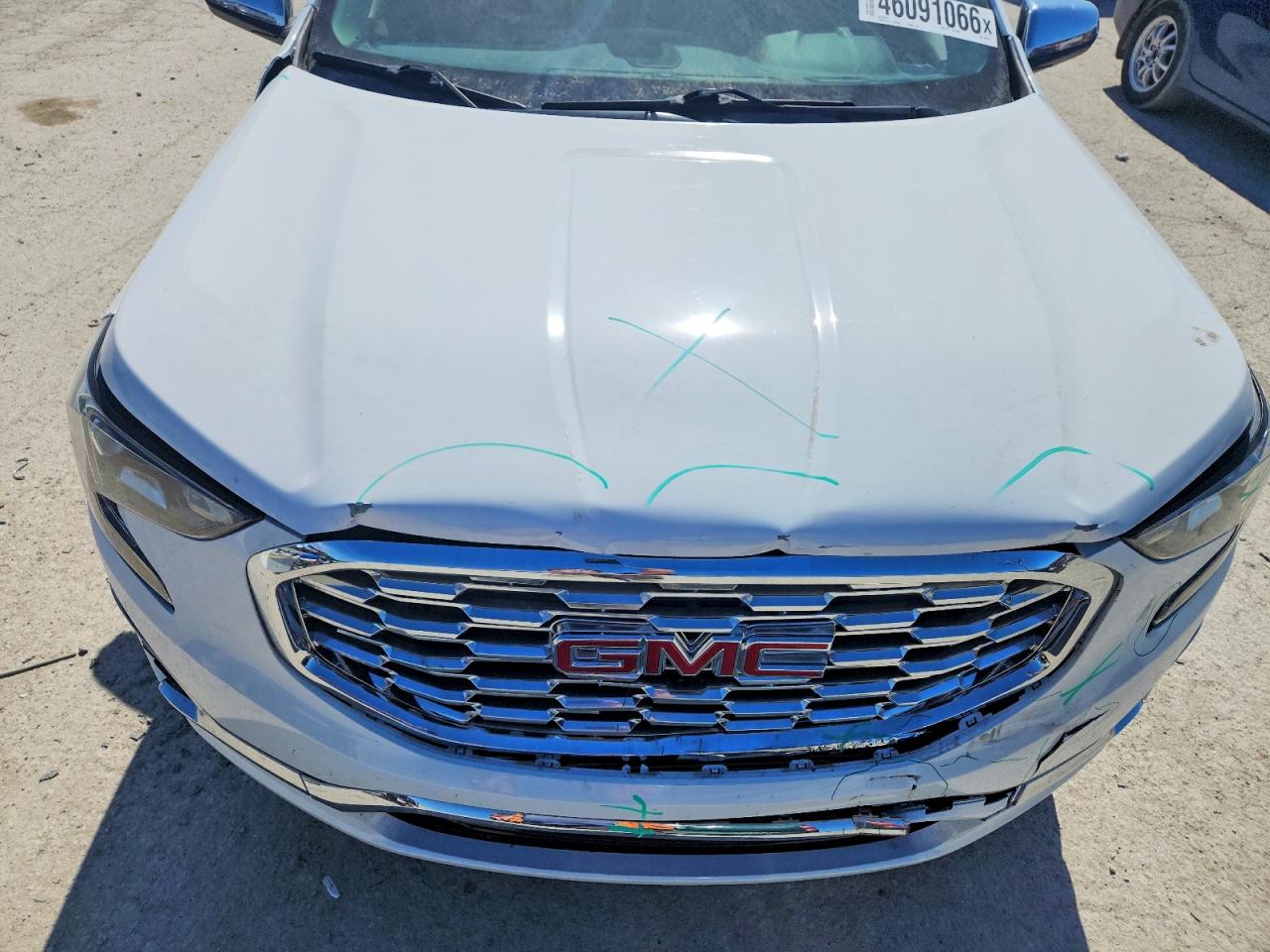 2019 GMC TERRAIN DENALI photo 23