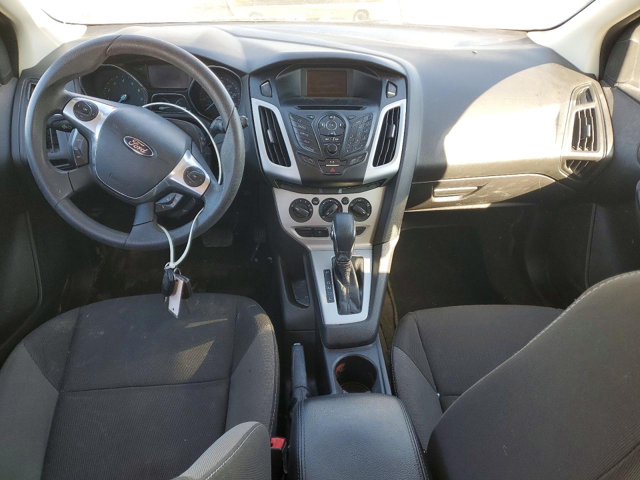 2013 FORD FOCUS SE photo 22