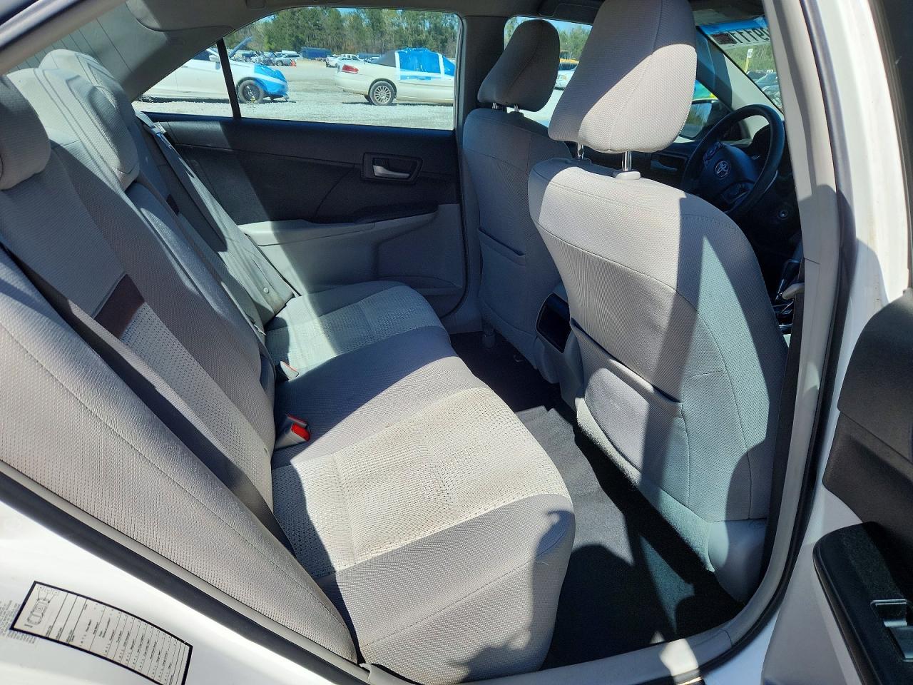 2013 TOYOTA CAMRY LE photo 10