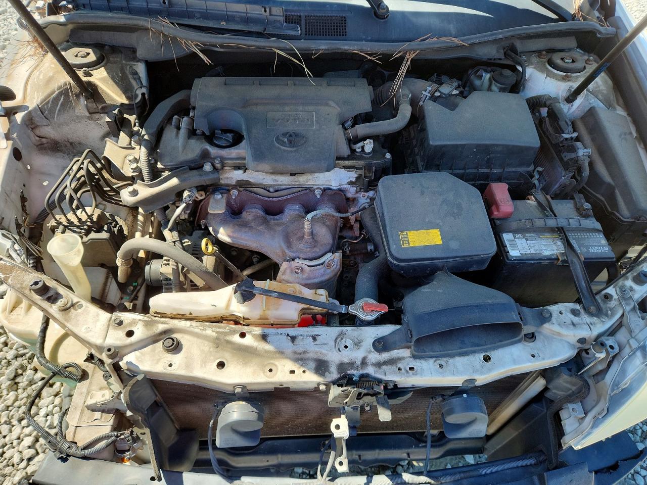 2013 TOYOTA CAMRY LE photo 11
