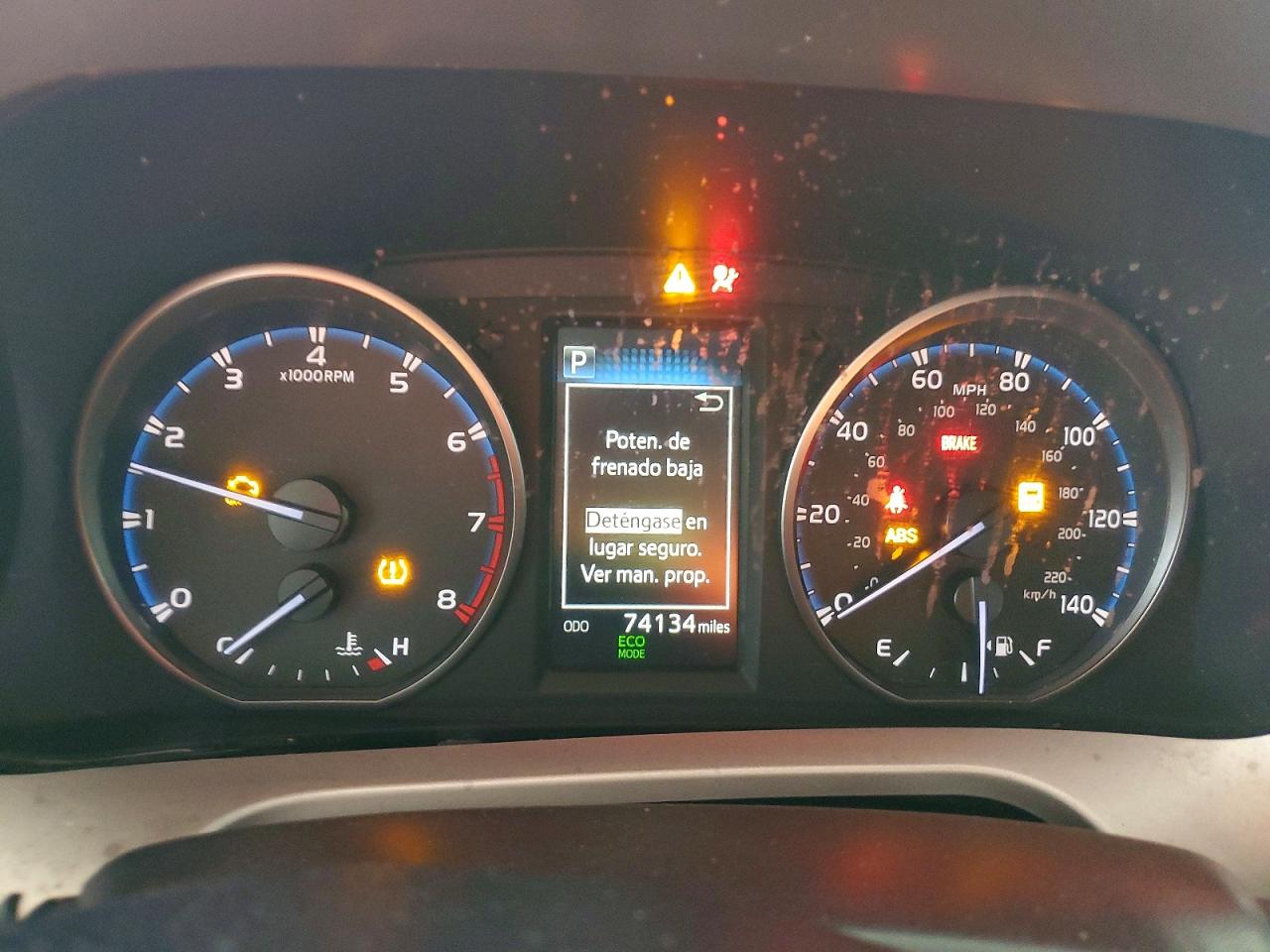 2017 TOYOTA RAV4 LE photo 9