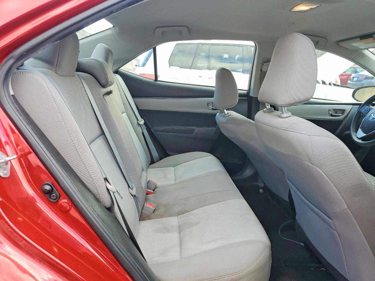 2016 TOYOTA COROLLA LE photo 28