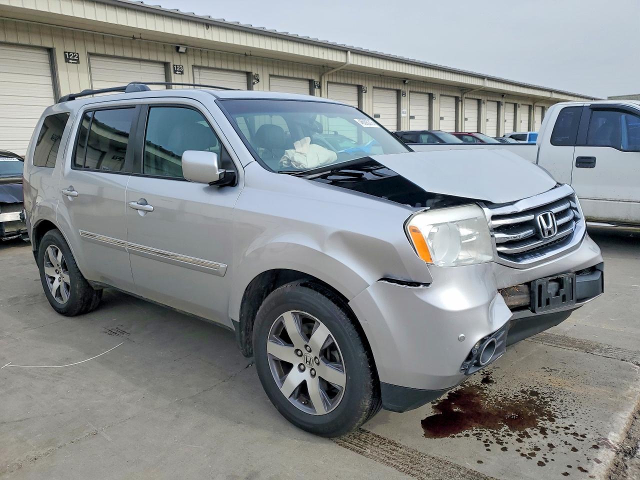 2013 HONDA PILOT TOURING photo 4
