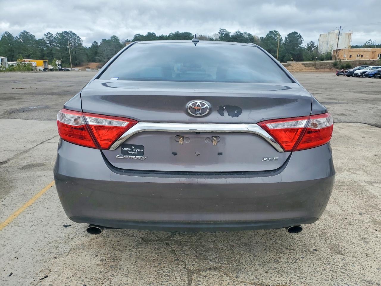 2015 TOYOTA CAMRY XLE V6 photo 6