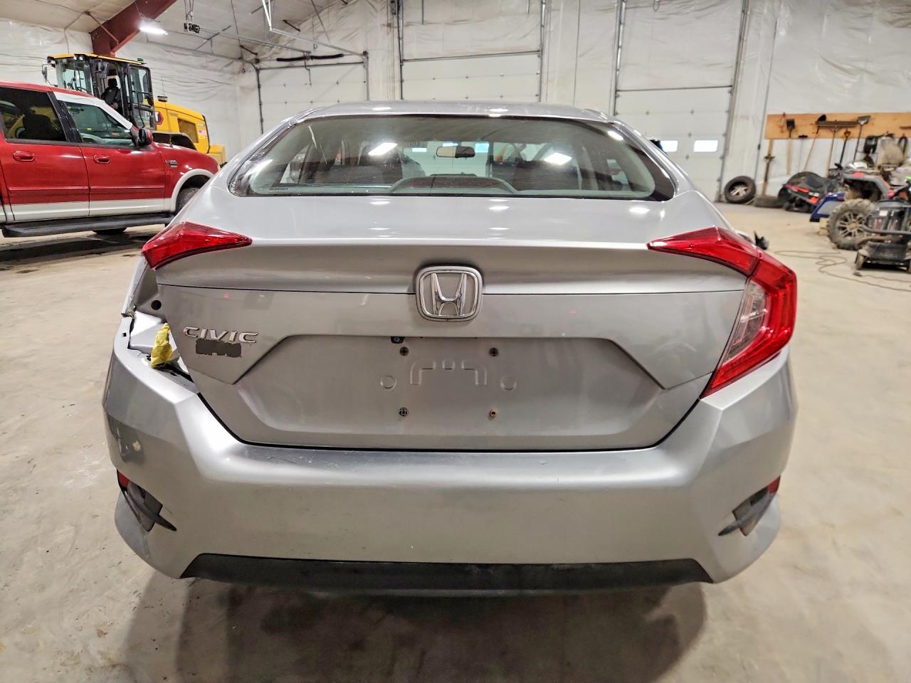 2016 HONDA CIVIC LX photo 11