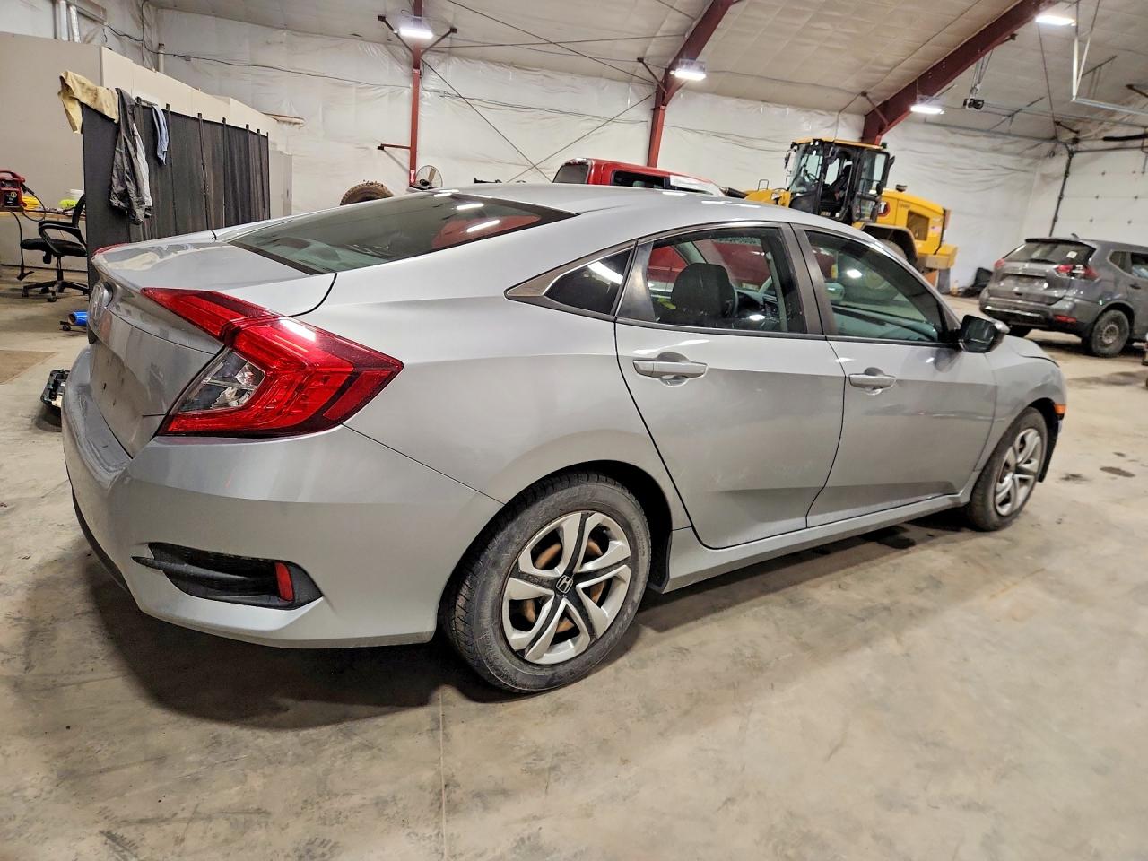 2016 HONDA CIVIC LX photo 5