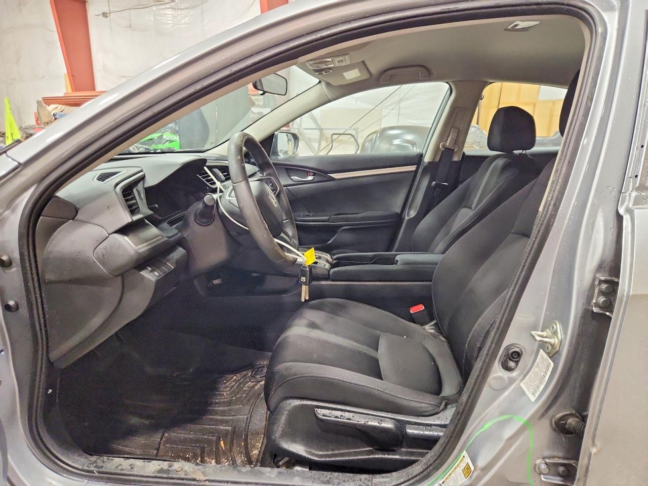 2016 HONDA CIVIC LX photo 13