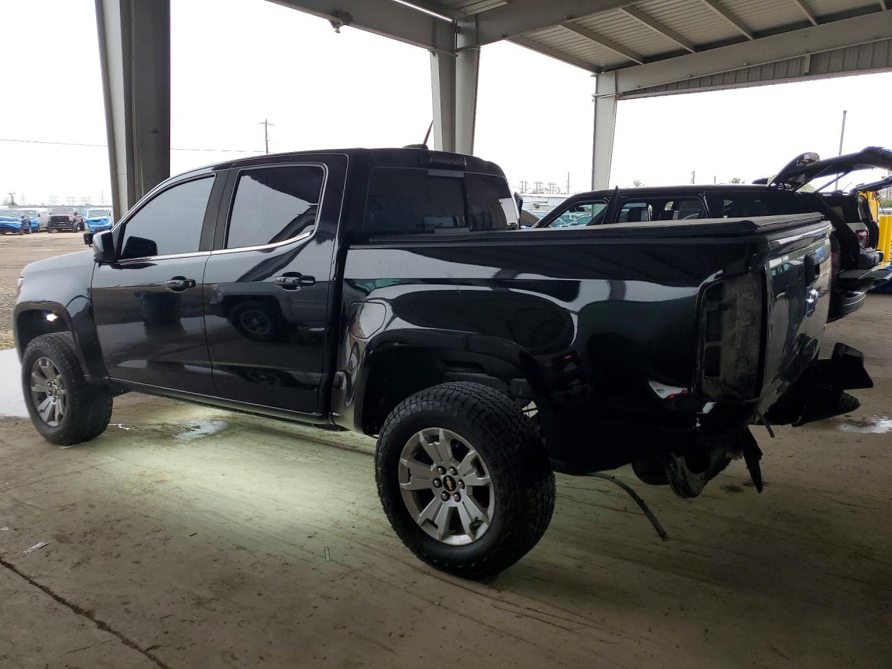 2020 CHEVROLET COLORADO LT photo 2