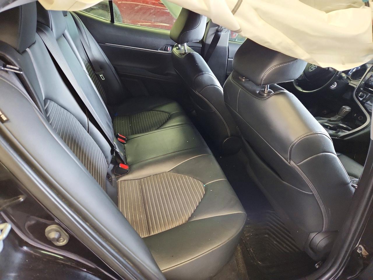 2021 TOYOTA CAMRY SE photo 10