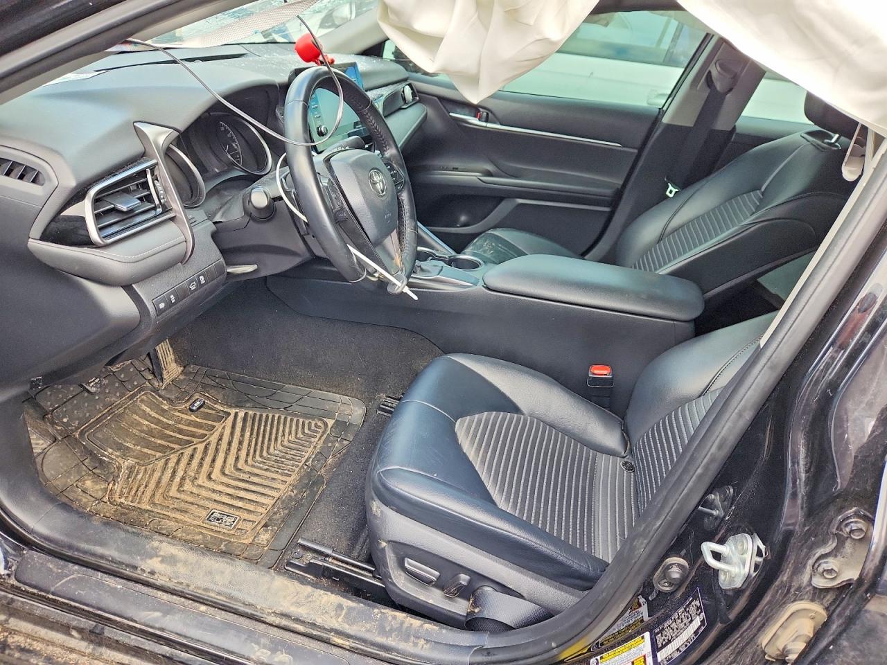 2021 TOYOTA CAMRY SE photo 7