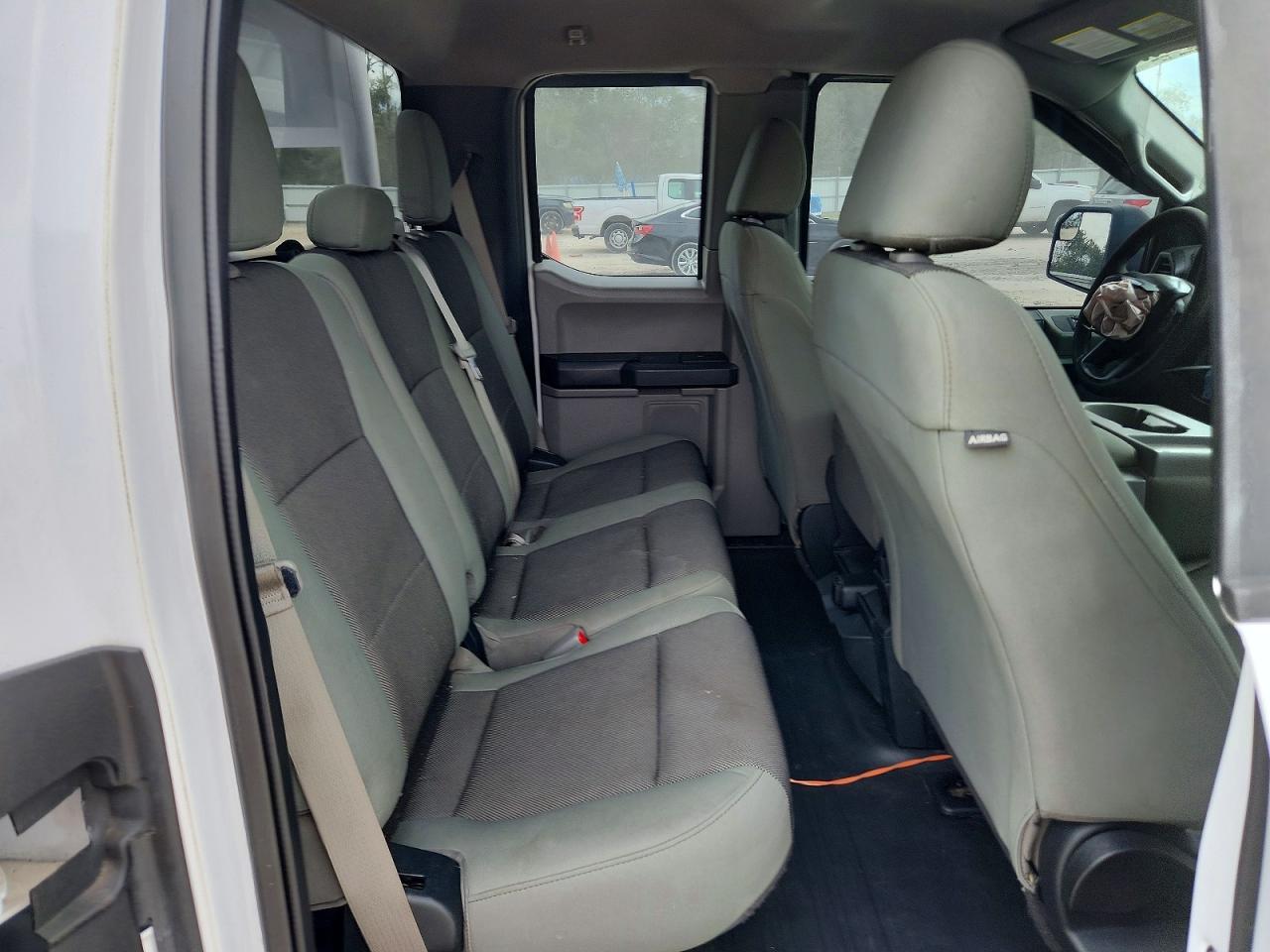 2015 FORD F150 SUPER CAB photo 28