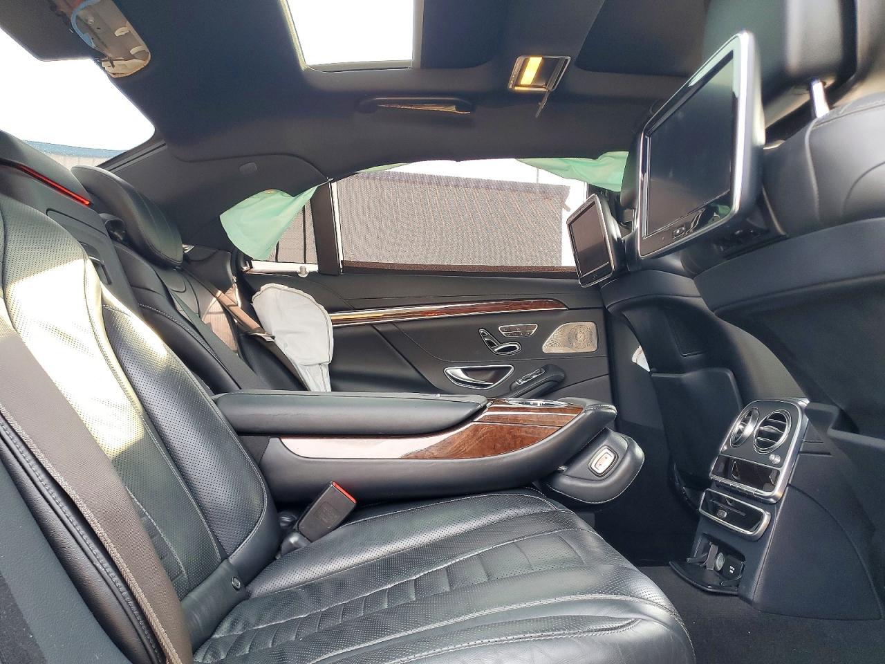 2014 MERCEDES-BENZ S 550 photo 19