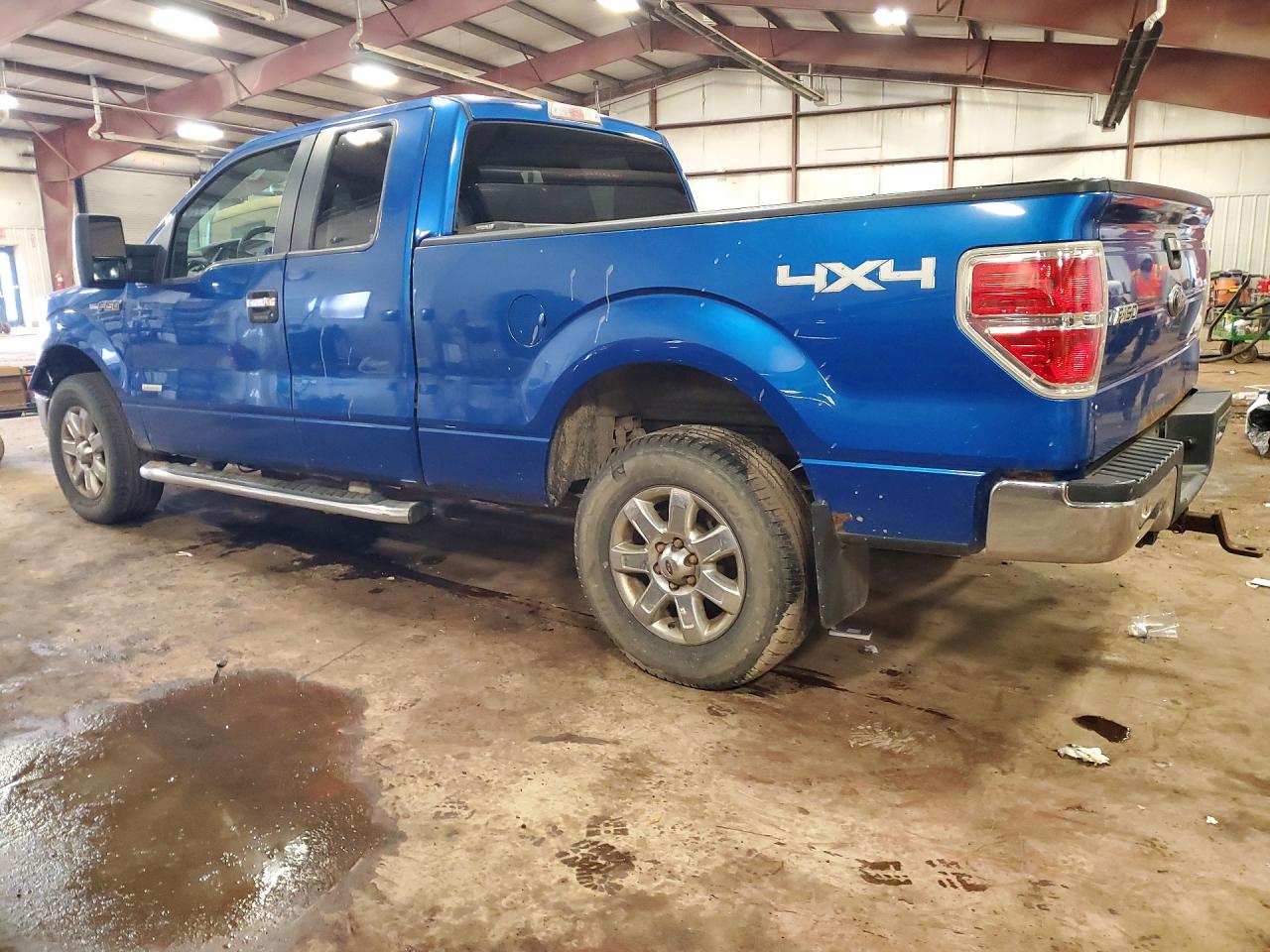 2013 FORD F150 SUPER CAB photo 2