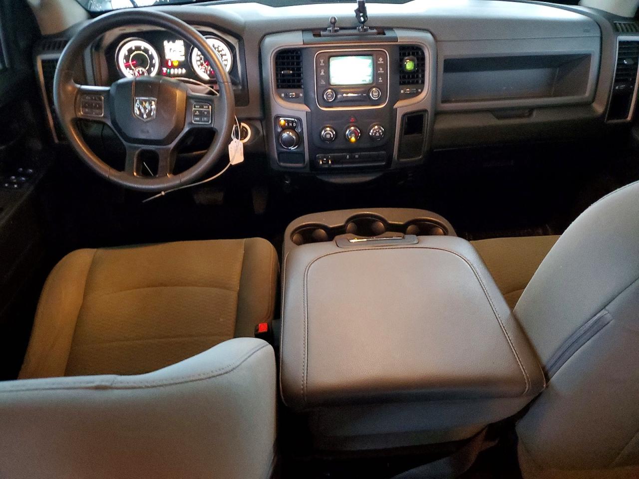 2019 RAM 1500 CLASSIC TRADESMAN photo 15