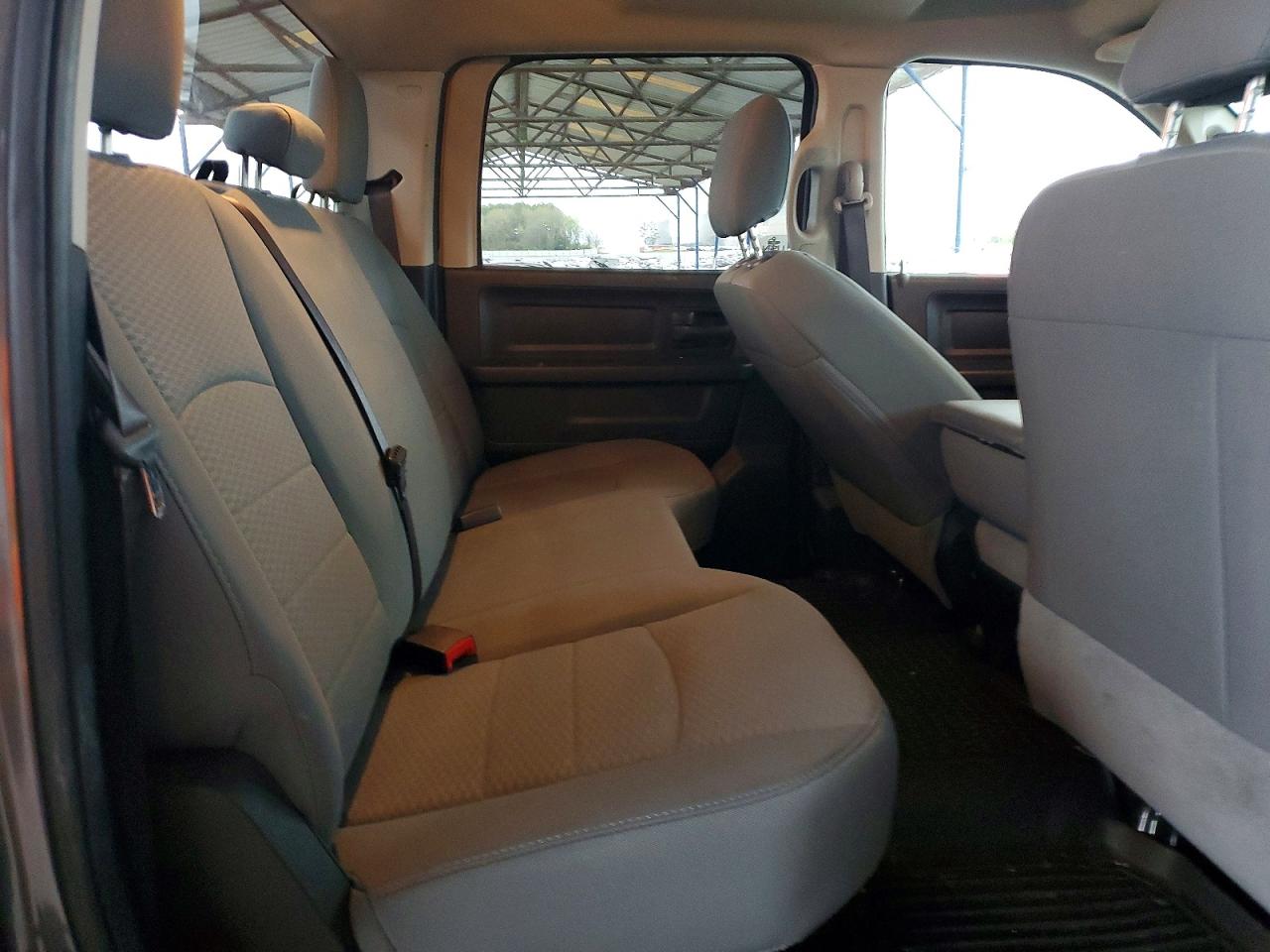 2019 RAM 1500 CLASSIC TRADESMAN photo 19