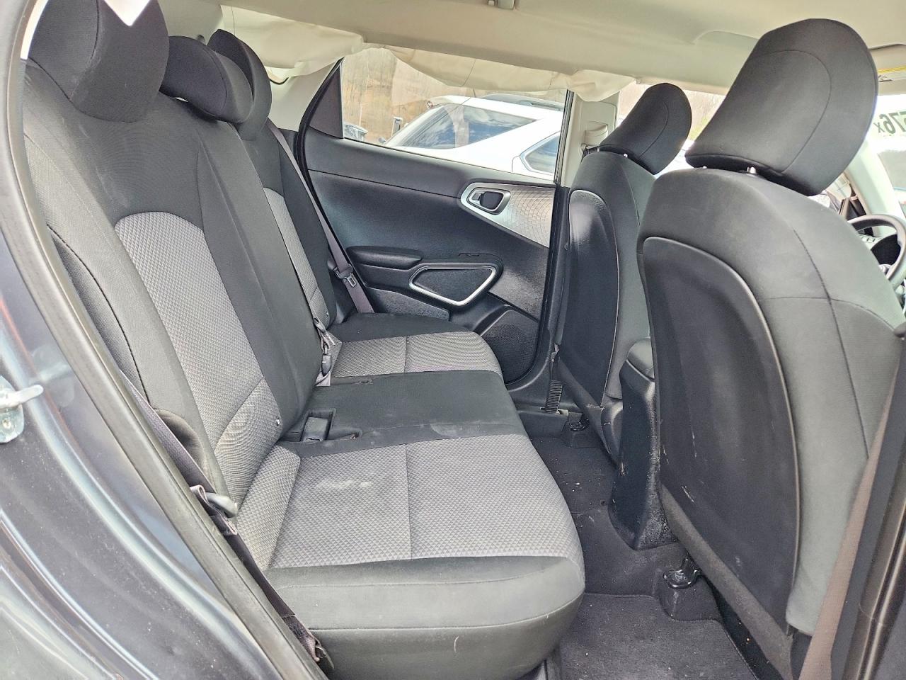 2021 KIA SOUL LX photo 11