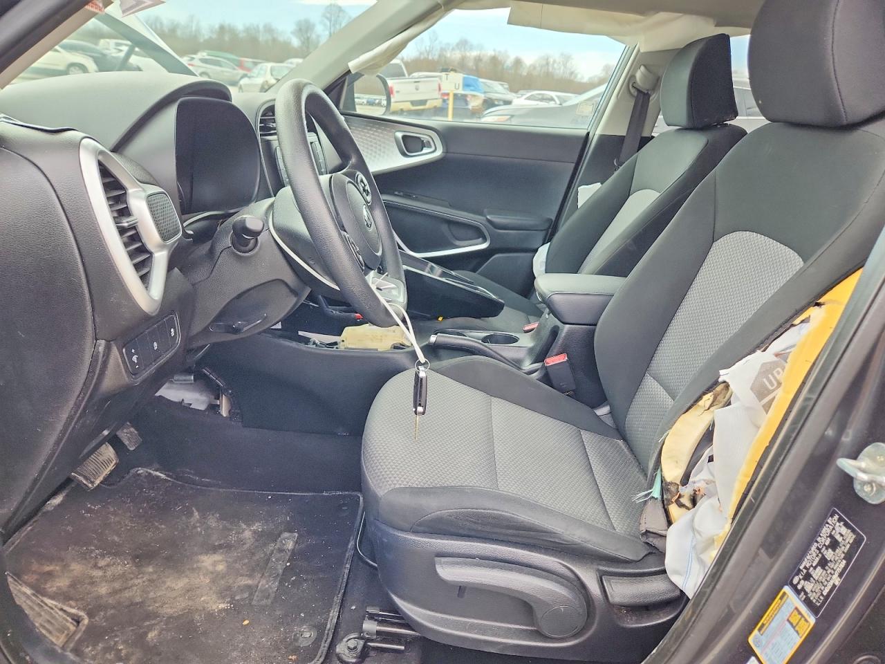 2021 KIA SOUL LX photo 7